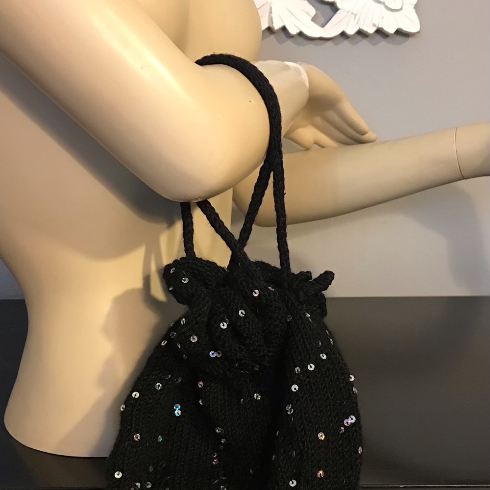 HOST PICK 🥰Cute Little Black w/Rosettes Evening Bag Sequins Handmade - Picture 3 of 8